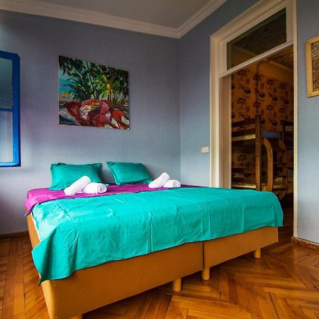 Royz Hostel Tbilisi ภายนอก รูปภาพ
